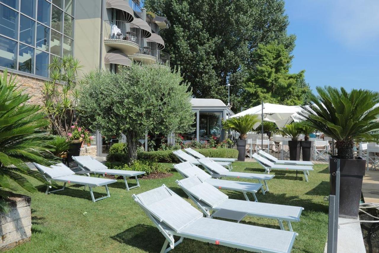 Hotel Aurora Sirmione Extérieur photo