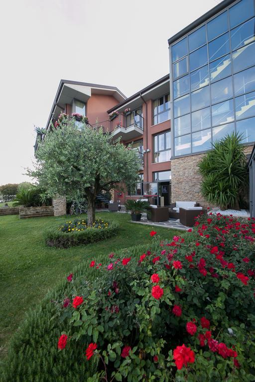 Hotel Aurora Sirmione Extérieur photo