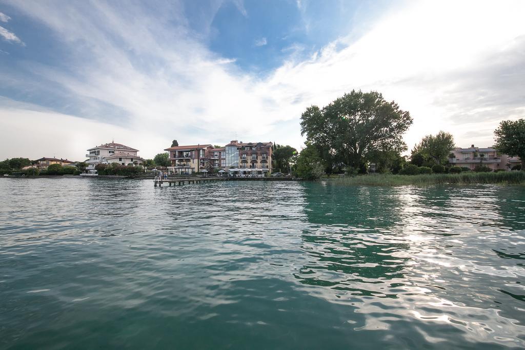 Hotel Aurora Sirmione Extérieur photo